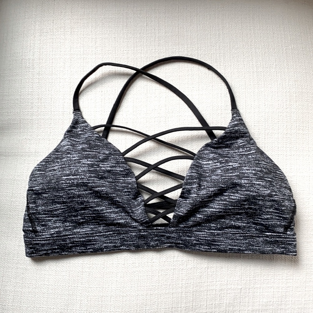 Victoria’s Secret sports bra M
